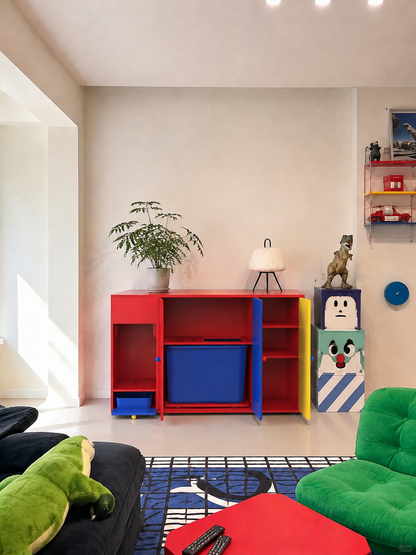 Mondrian-style sand control storage cat litter cabinet